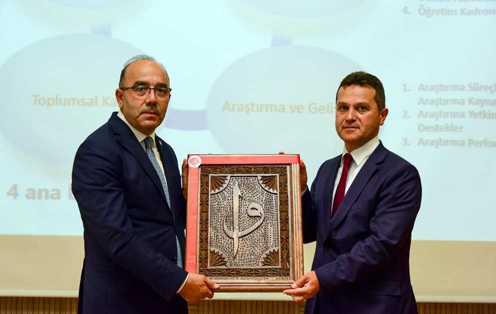Kastamonu Üniversitesi’nde Kurumsal Akreditasyon Programı Tecrübe Paylaşım Toplantısı Gerçekleştirildi