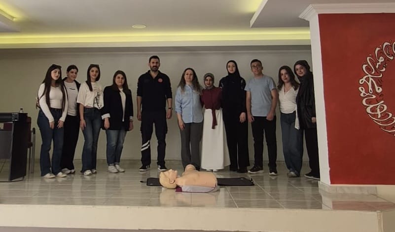 “Kalbe Dokunan Eğitim: Temel Yaşam Desteği ve OED Farkındalığı” Projesinin İlk Etkinliği Gerçekleştirildi