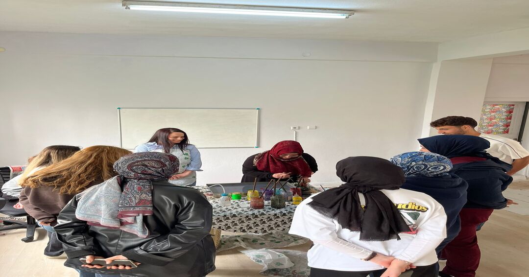 “Su, Renk, Sanat: Ebru Etkinliğinin 2.si Gerçekleştirildi