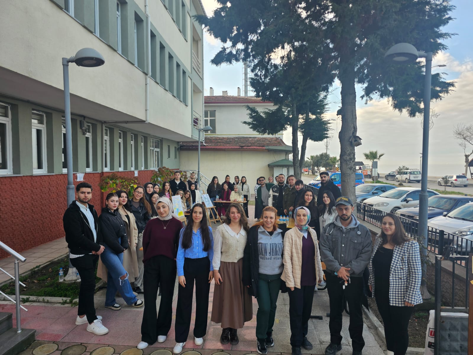 '' Kronik Hastalıklar Hakkında Bilgi Sahibi misiniz? '' Bilgilendirme Standı