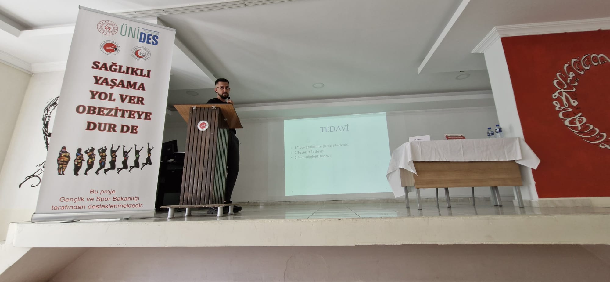 ''Sağlıklı Yaşama Yol Ver Obeziteye Dur De !' ÜNİDES Projesi Obezite ve Müdahale Yöntemleri Konferansı