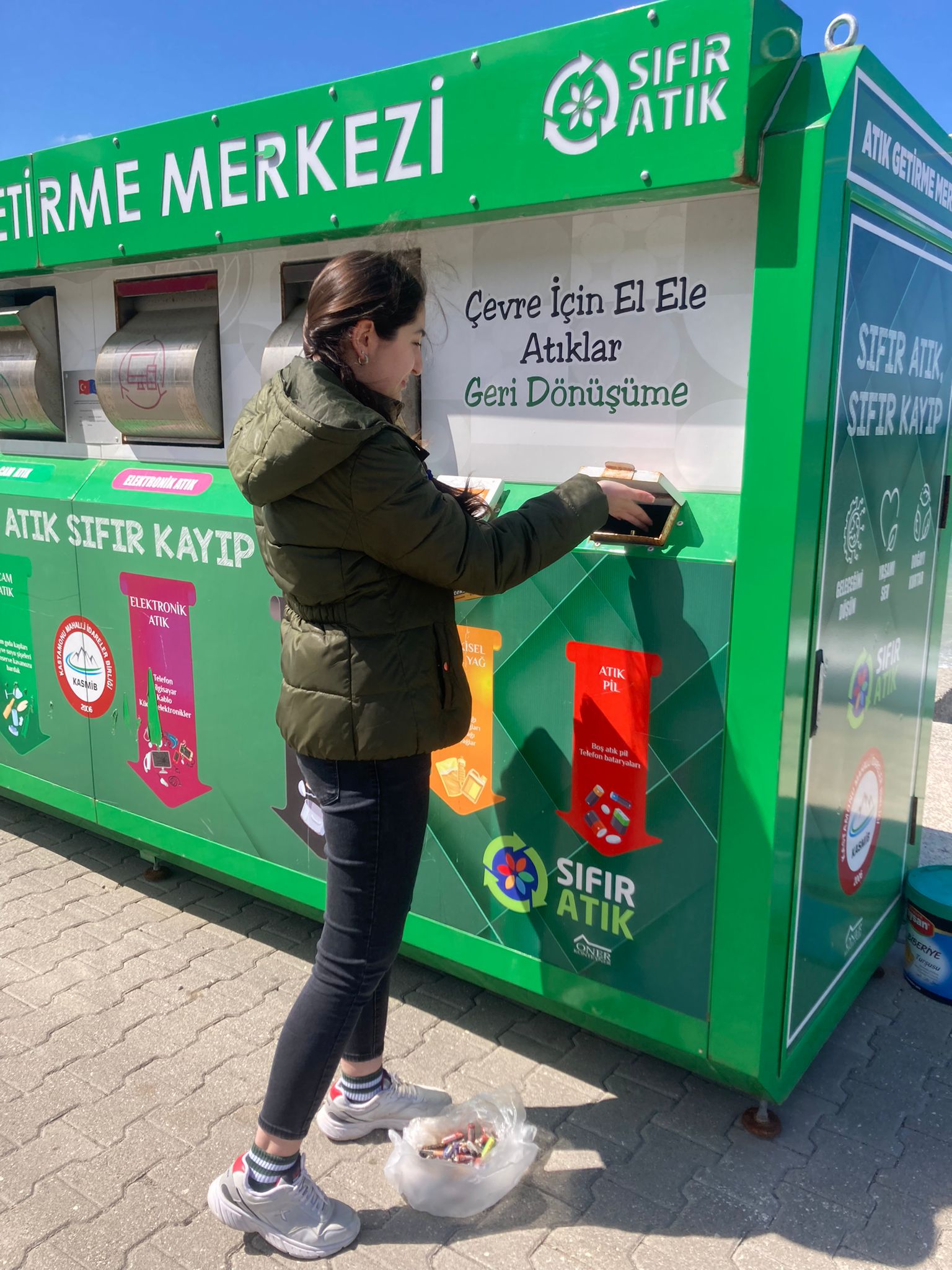 Öğrenci Sosyal Sorumluluk Projemiz 'Atık Madde Projesi' Tamamlandı.