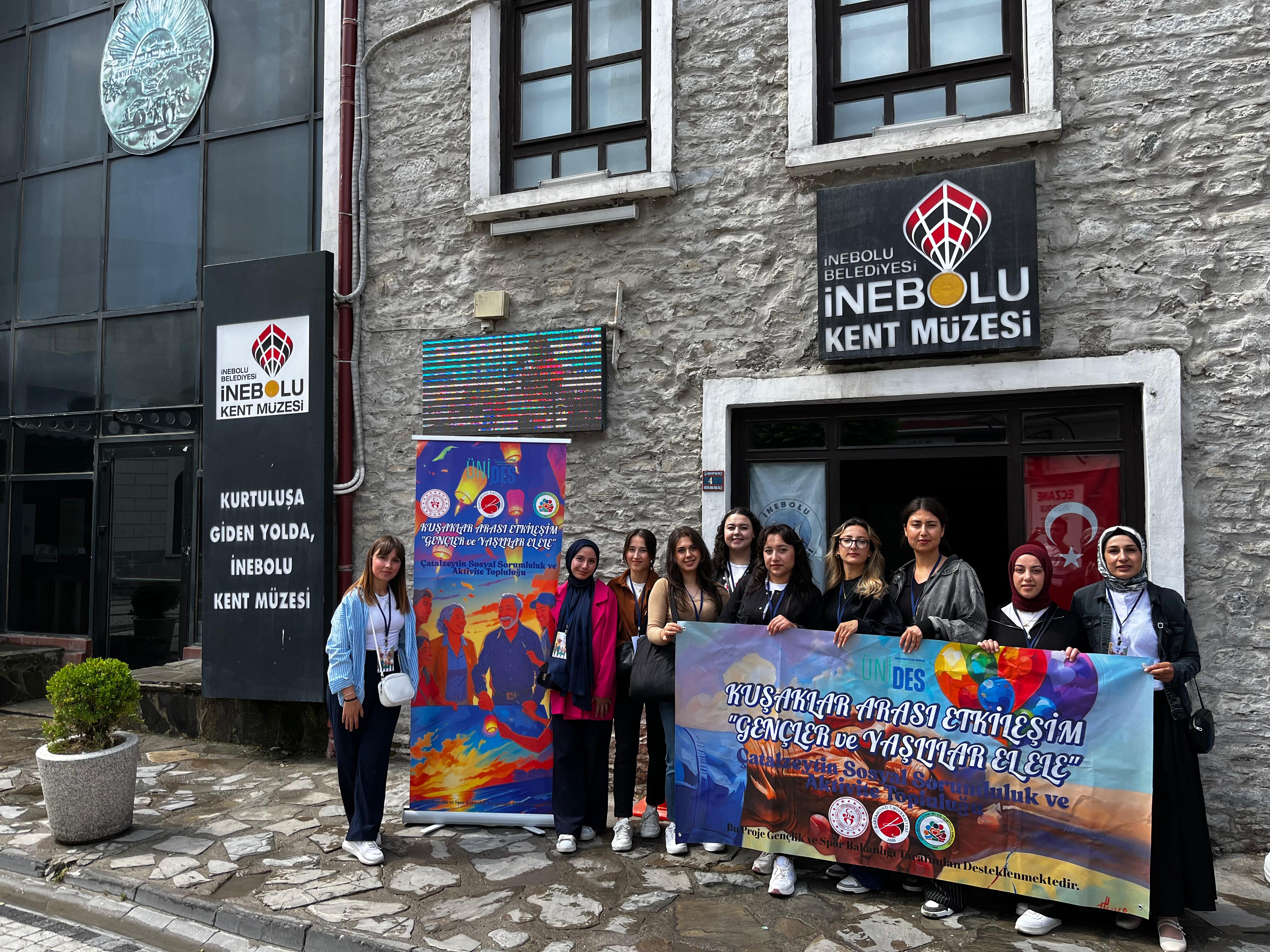 ’Kuşaklar Arası Etkileşim: Yaşlılar ve Gençler El Ele'' Projesi: İnebolu Kent Müzesi Ziyareti